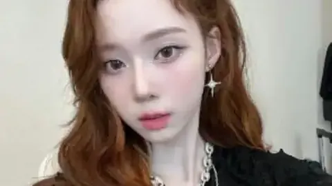 我国选手新加坡壁球公开赛开启首战之旅