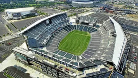 成都主场10人逼平国安，法比奥点球制胜恩加德乌红牌离场